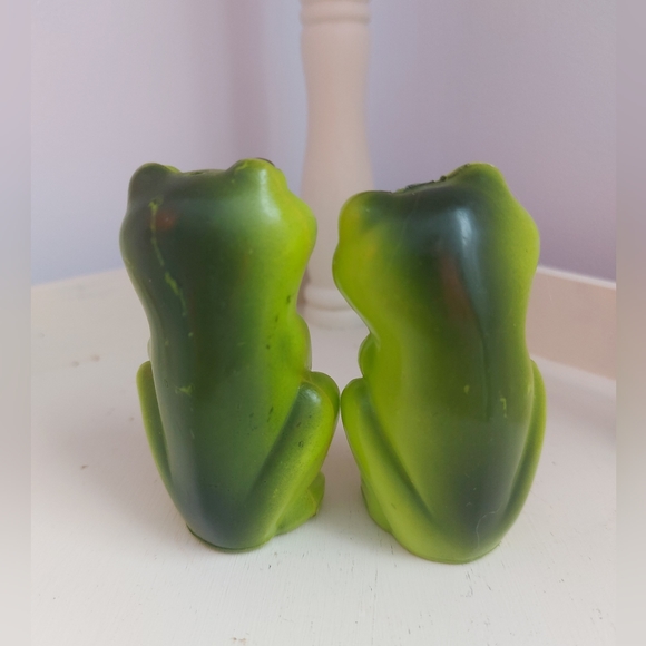 Vintage Frog mushroom Salt & Pepper shakers - Picture 3 of 8
